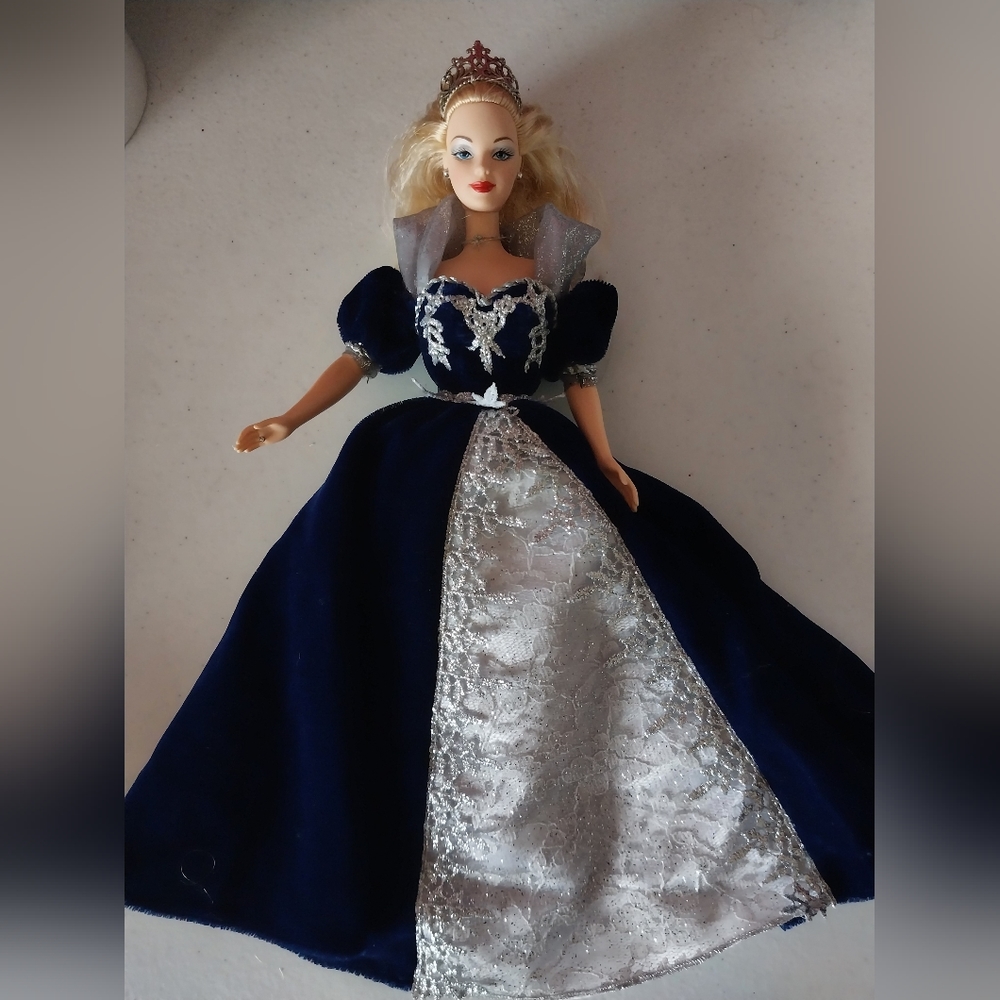 Happy holidays barbie vintage barbie